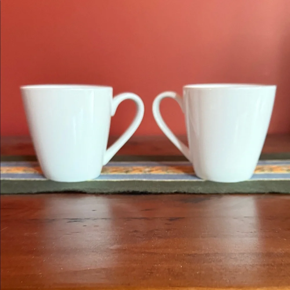 Sur Le Table Elegant White Handcrafted Porcelain Mugs
